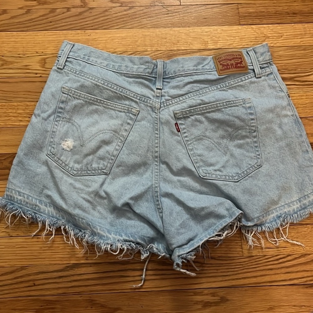 Levi’s High Waisted Mom Jean Shorts